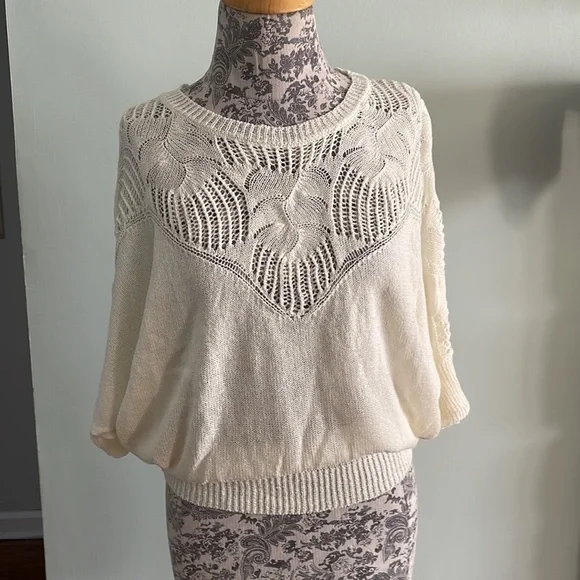 Revolve d.RA Acer sheer 3/4 length sleeve sweater - Picture 5 of 8